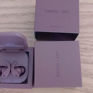 Beats by Dre Kim Kardashian edition Brown